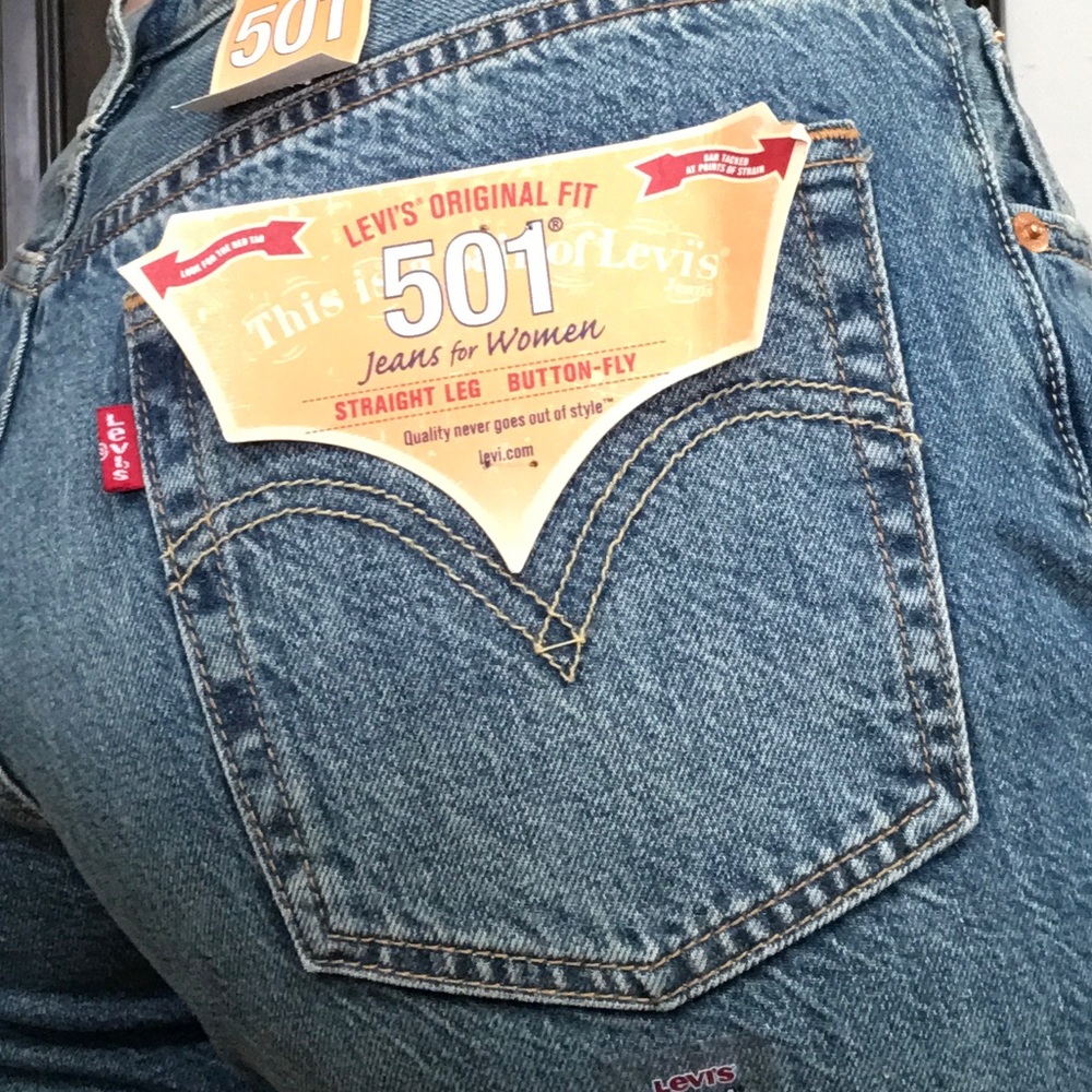 Levi 501 straight leg jeans brand new!